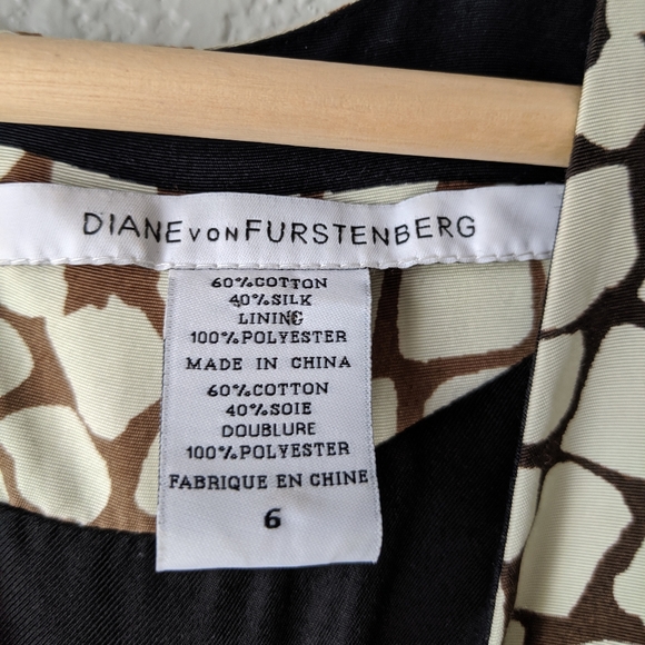 Diane von Furstenberg Giraffe Triangle Print Dress - Picture 5 of 6